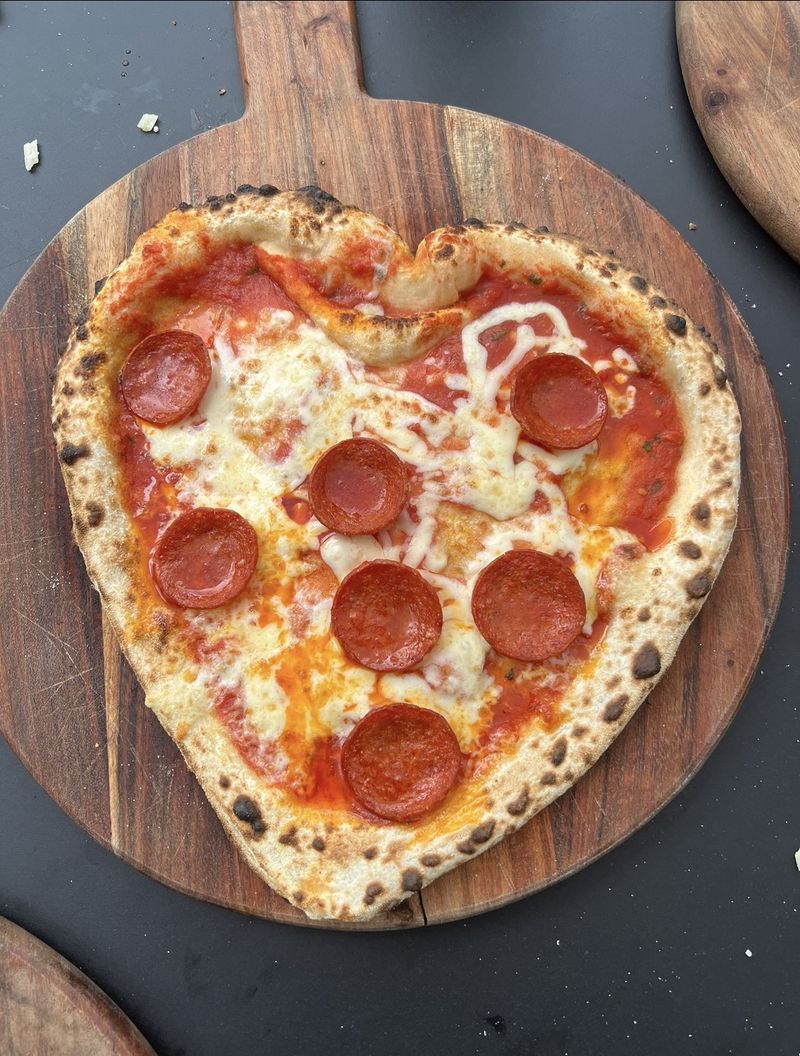 Frisk hjemmelavet pizza fra Pizza Crew mobil catering til events i København